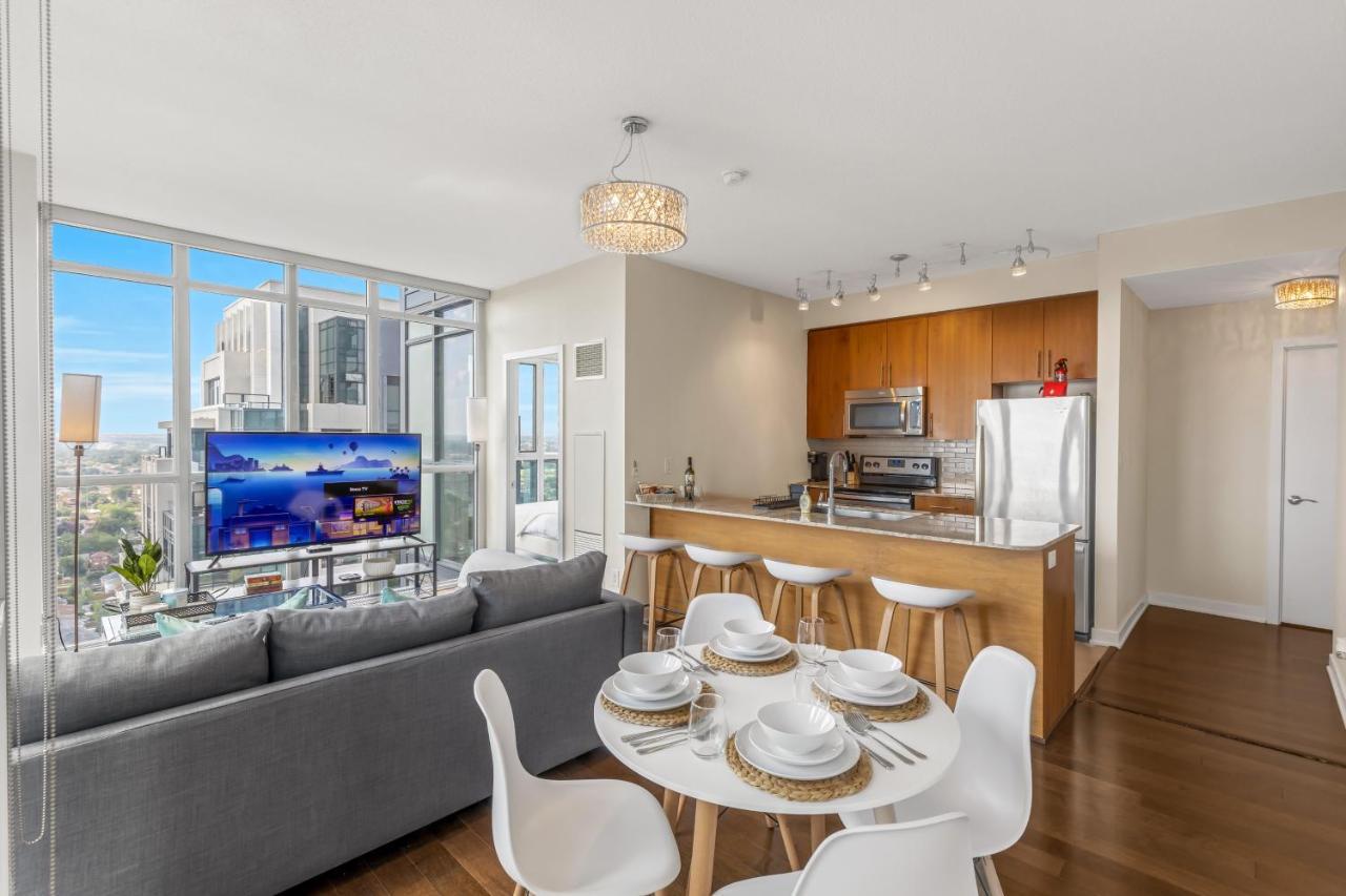Ultra Luxurious 2.5 Bedroom 2 Full Bathroom 1 Parking Condo Near Sq1 Striking Views Mississauga Esterno foto